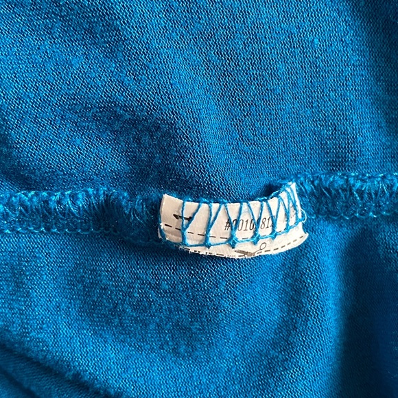 Forever 21 Cropped Tee!! - Picture 7 of 7